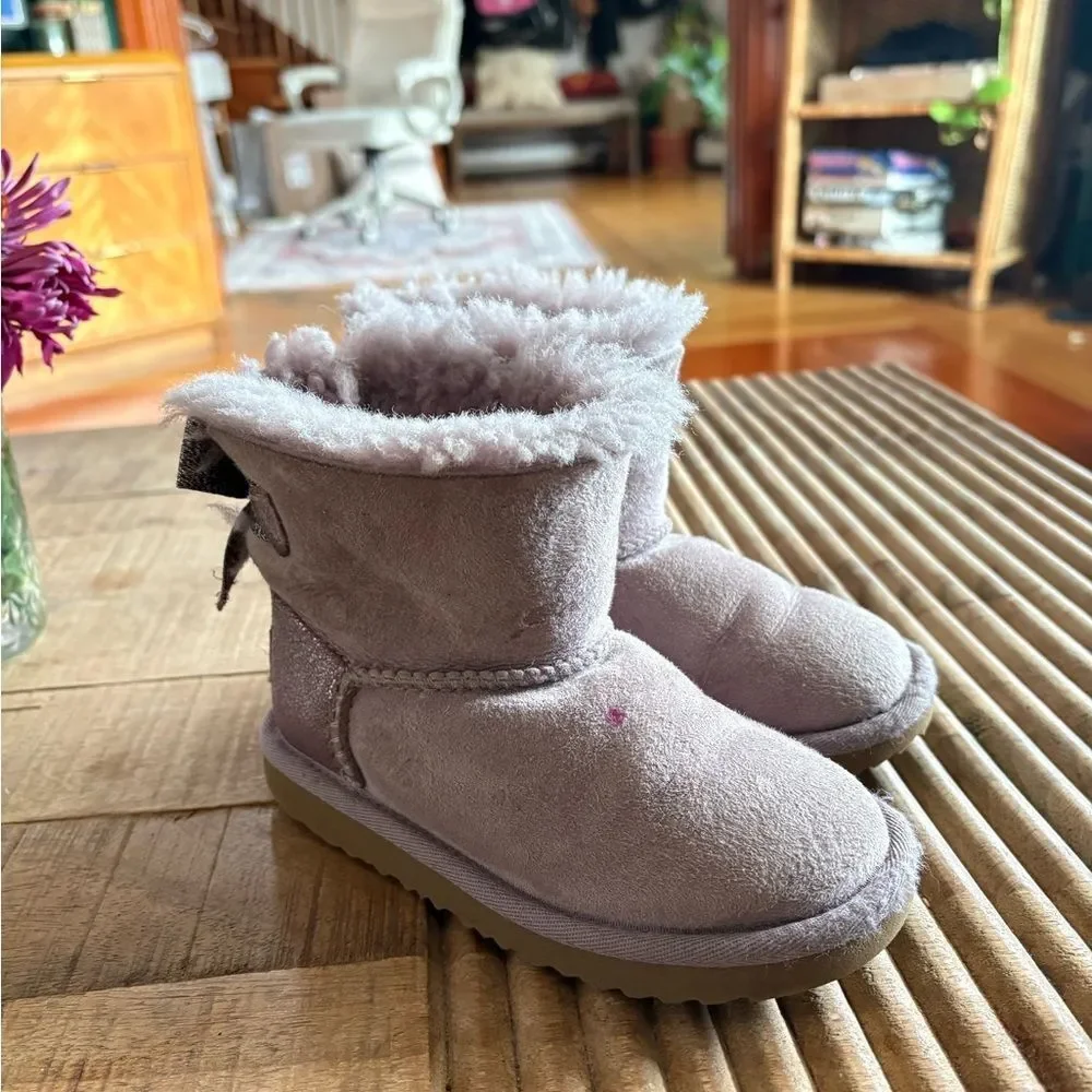 Ugg | dusty purple Fur-Lined Boots with bow